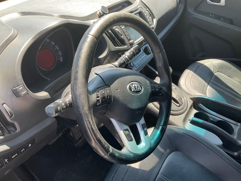 Kia Sportage 2.0 CRDi Premium 4WD 2012 – снимка 22