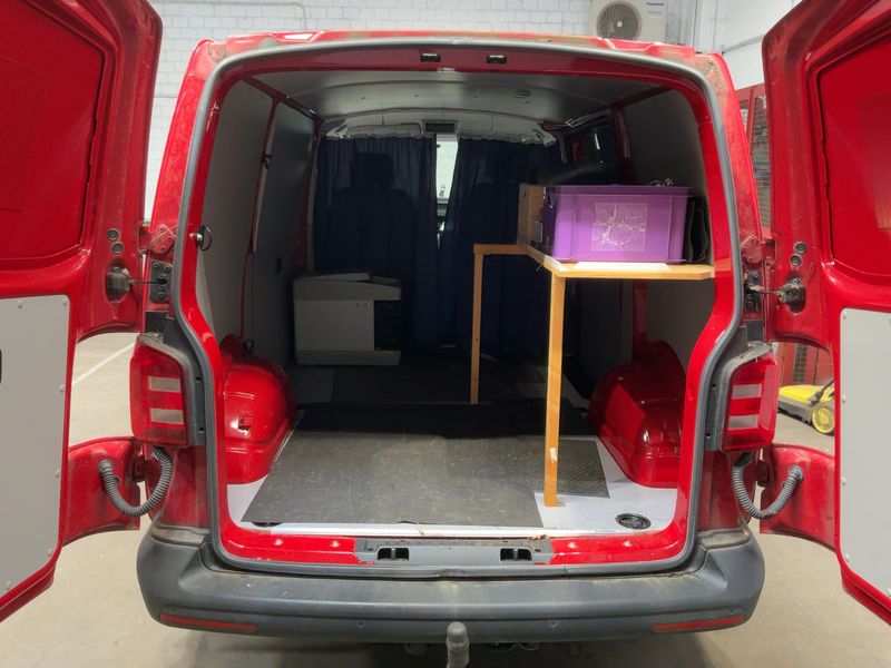 Volkswagen T6 Kombi 2.0 TDI 2015 – снимка 15