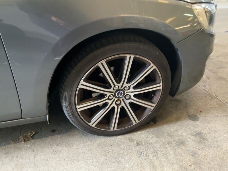 Volvo V60 2.0 D3 Momentum 2016 – снимка 11