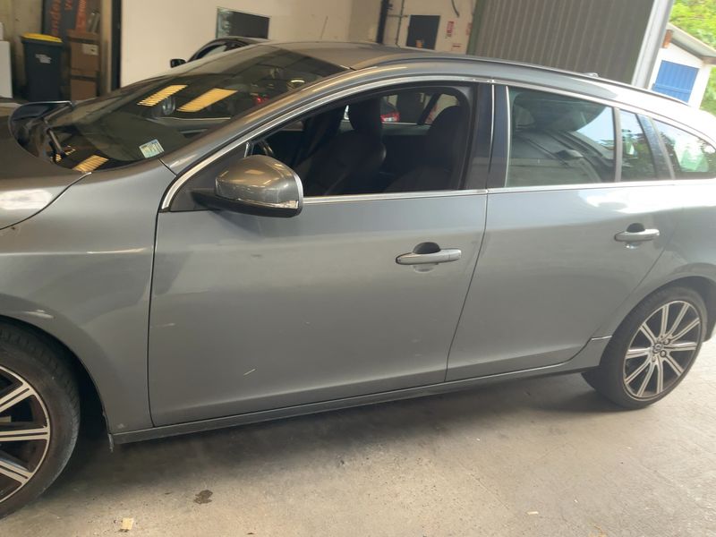Volvo V60 2.0 D3 Momentum 2016 – снимка 4