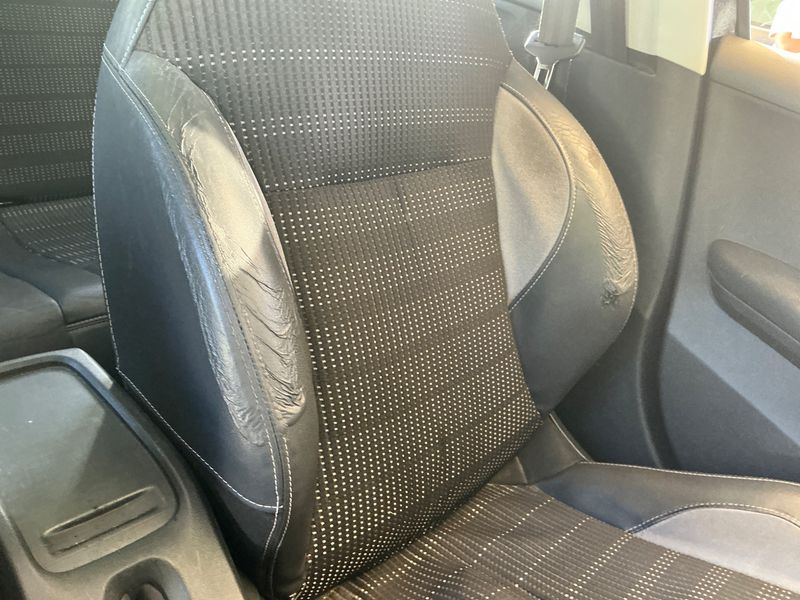 Peugeot 2008 1.6 Blue-HDi Allure 2015 – снимка 30