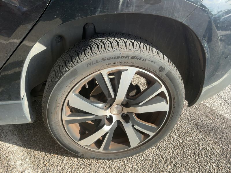 Peugeot 2008 1.6 Blue-HDi Allure 2015 – снимка 5