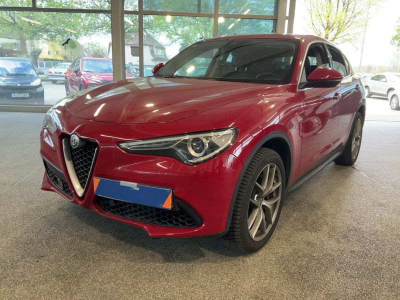 Alfa Romeo Stelvio 2.0 Turbo Super Q4 2017 – снимка 1