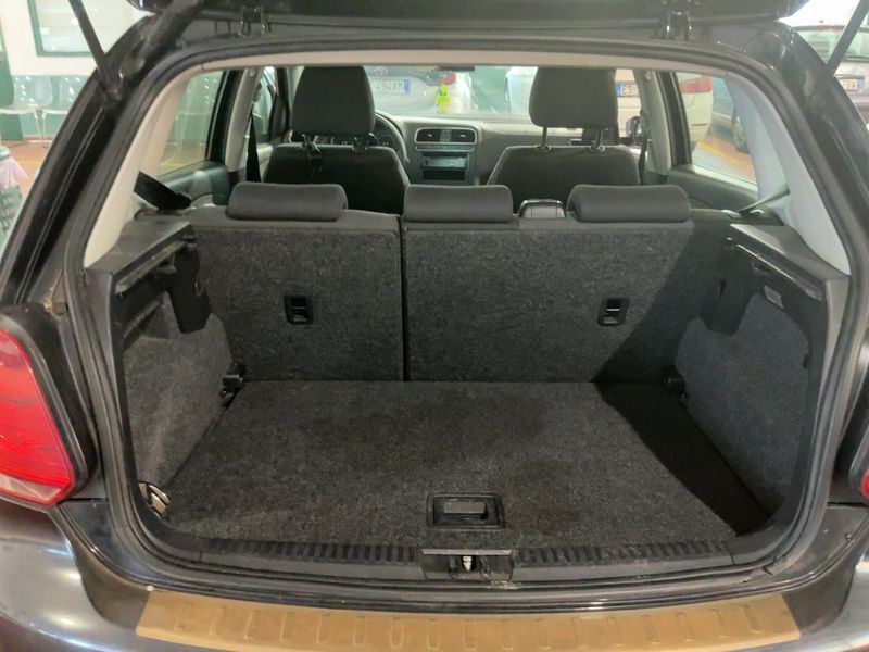 Volkswagen Polo 1.2 TDI Comfortline 2012 – снимка 15
