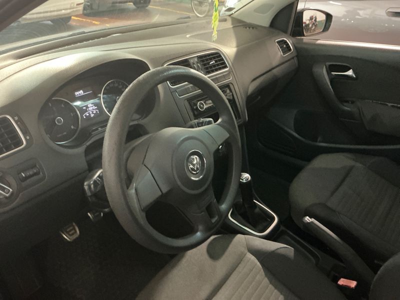 Volkswagen Polo 1.2 TDI Comfortline 2012 – снимка 29