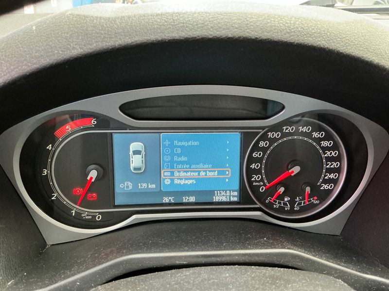 Ford Mondeo 1.8 TDCi Titanium 2009 – снимка 4