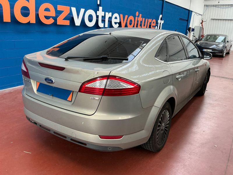 Ford Mondeo 1.8 TDCi Titanium 2009 – снимка 2