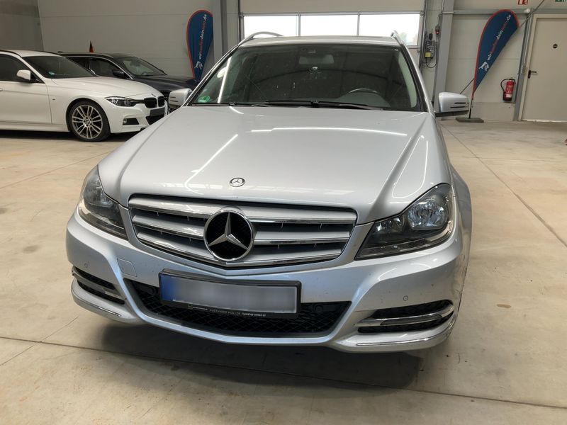 Mercedes-Benz C-Klasse C 220 CDI T BlueEfficiency Avantgarde 2011 – снимка 14