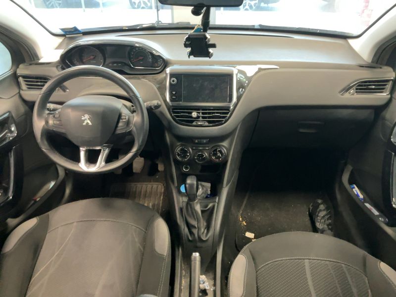 Peugeot 208 1.4 HDi Active 2014 – снимка 17