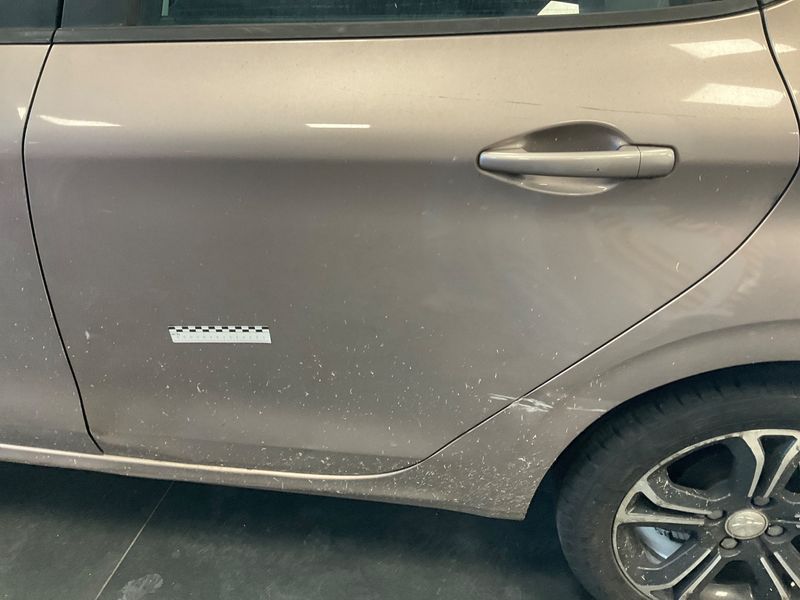 Peugeot 208 1.4 HDi Active 2014 – снимка 25