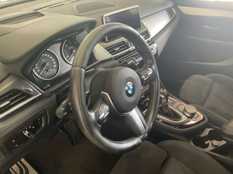 BMW 2er 220d Gran Tourer xDrive M Sport 2016 – снимка 24