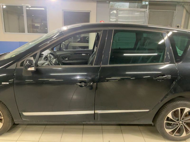 Renault Scenic 1.6 dCi BOSE Edition 2016 – снимка 4