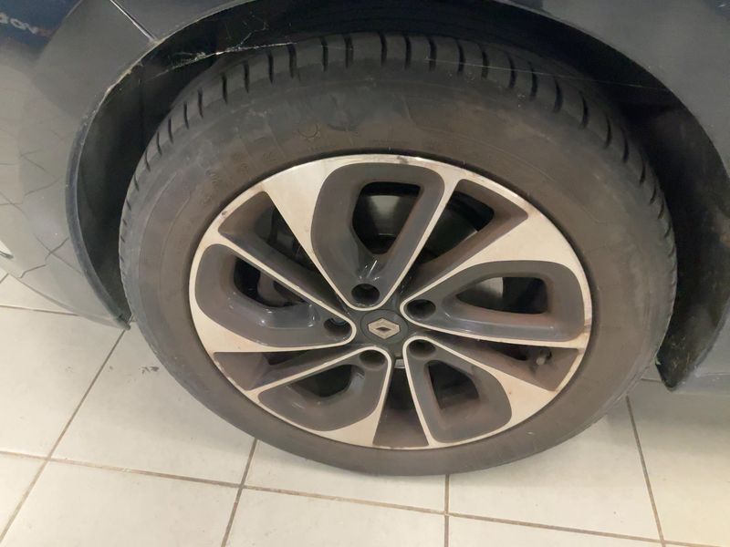 Renault Scenic 1.6 dCi BOSE Edition 2016 – снимка 3