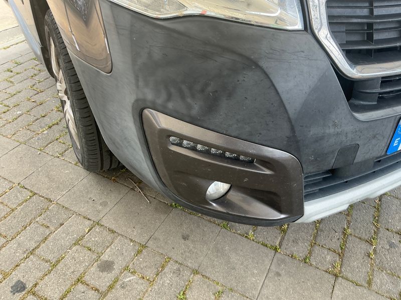 Peugeot Partner 1.6 Blue-HDi Outdoor 2017 – снимка 30