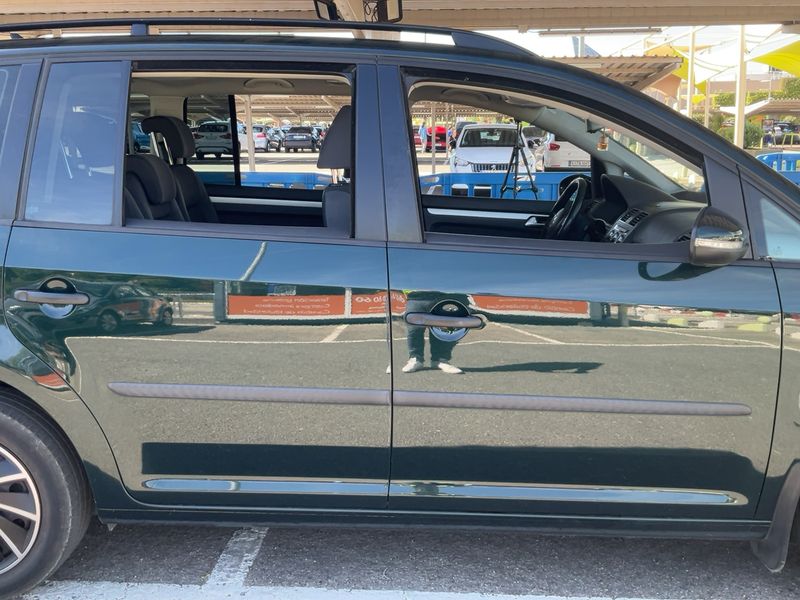 Volkswagen Touran 1.4 TSI Advance BlueMotion Tech 2015 – снимка 10