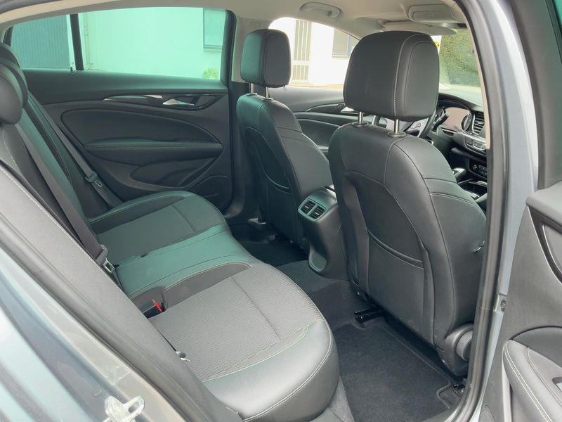 Opel Insignia Grand Sport 2.0 CDTI Elegance 2021 – снимка 19