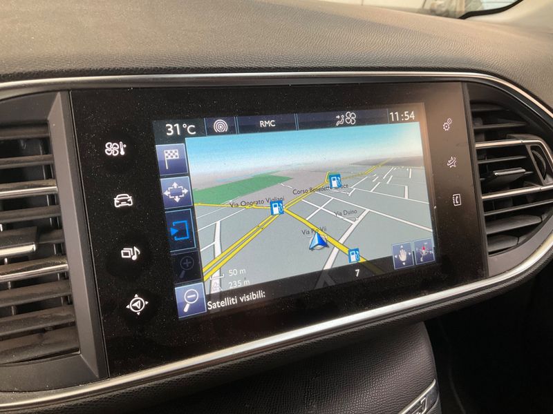 Peugeot 308 1.6 e-HDi Allure 2014 – снимка на щета