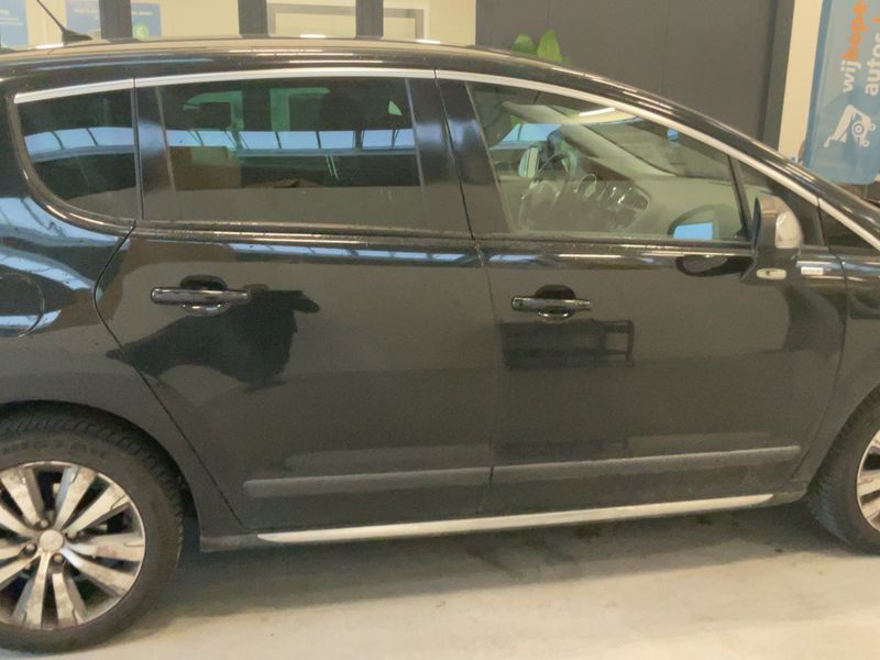 Peugeot 3008 1.6 HDi Style 2015 – снимка 10