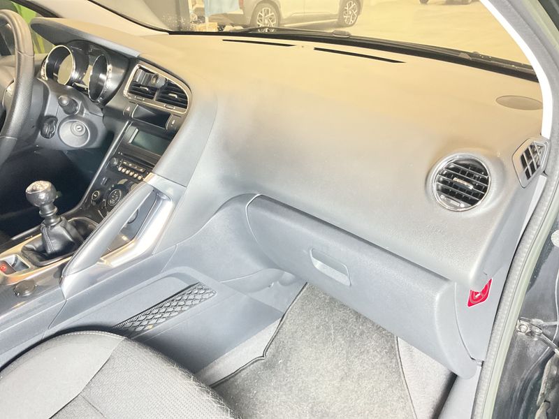 Peugeot 3008 1.6 HDi Style 2015 – снимка 22