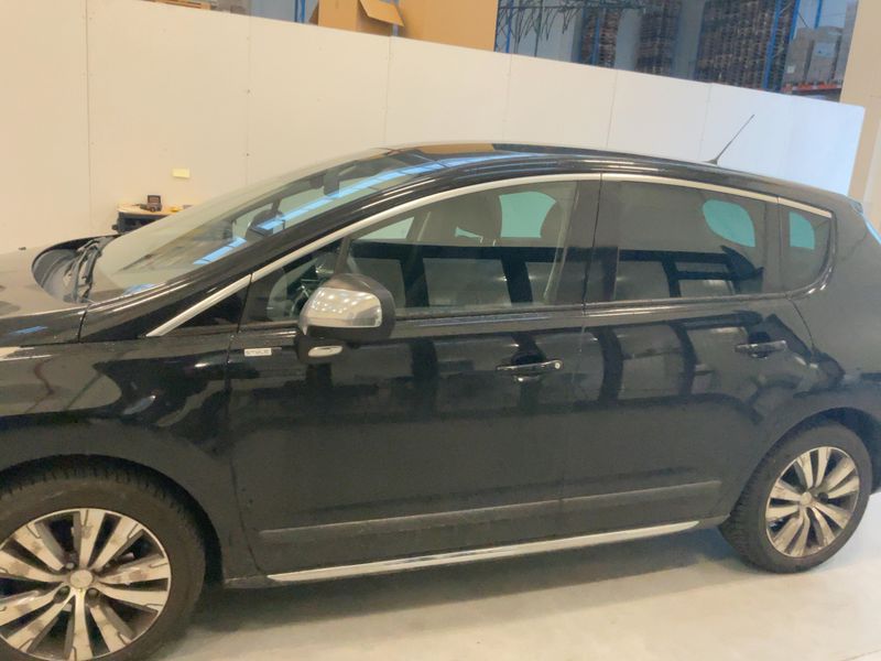 Peugeot 3008 1.6 HDi Style 2015 – снимка 4
