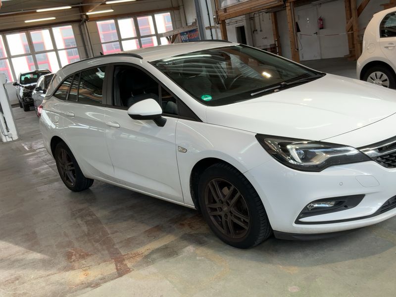 Opel Astra 1.6 CDTI DPF Business Start/Stop 2019 – снимка 12