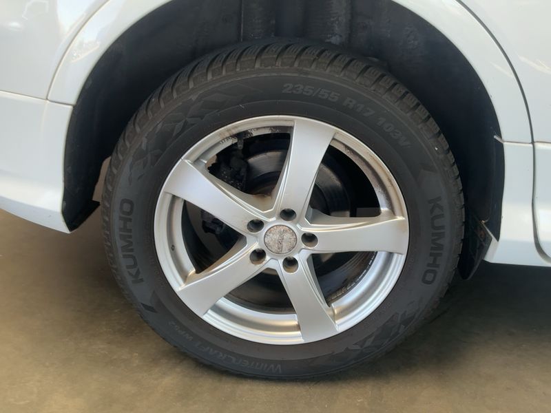 Ford Kuga 2.0 TDCi Individual 2014 – снимка 9