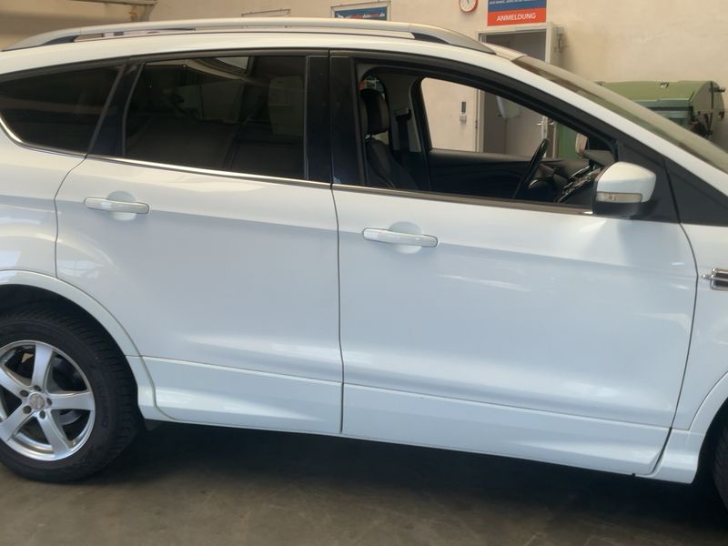 Ford Kuga 2.0 TDCi Individual 2014 – снимка 10