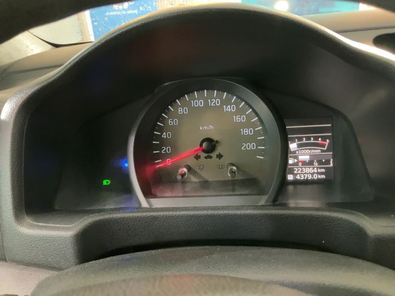 Nissan NV200 Evalia 1.5 dCi Kombi Premium 2014 – снимка 19