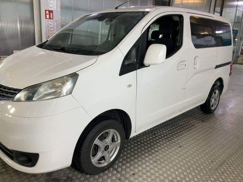 Nissan NV200 Evalia 1.5 dCi Kombi Premium 2014 – снимка 2