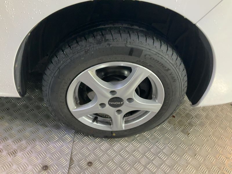 Nissan NV200 Evalia 1.5 dCi Kombi Premium 2014 – снимка 11
