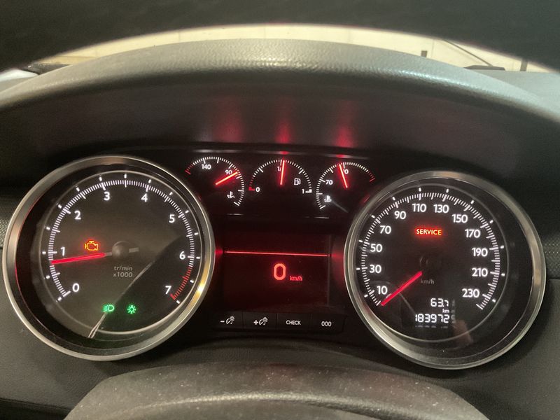 Peugeot 508 1.6 THP Active 2013 – снимка 4