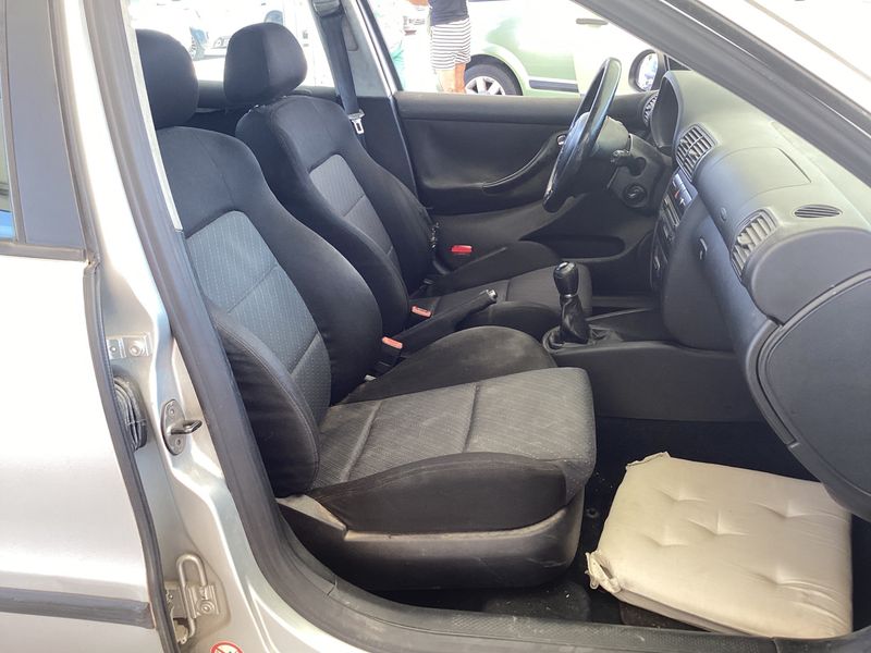 Seat Toledo 1.9 TDI TOLEDO SPORT 2003 – снимка 3