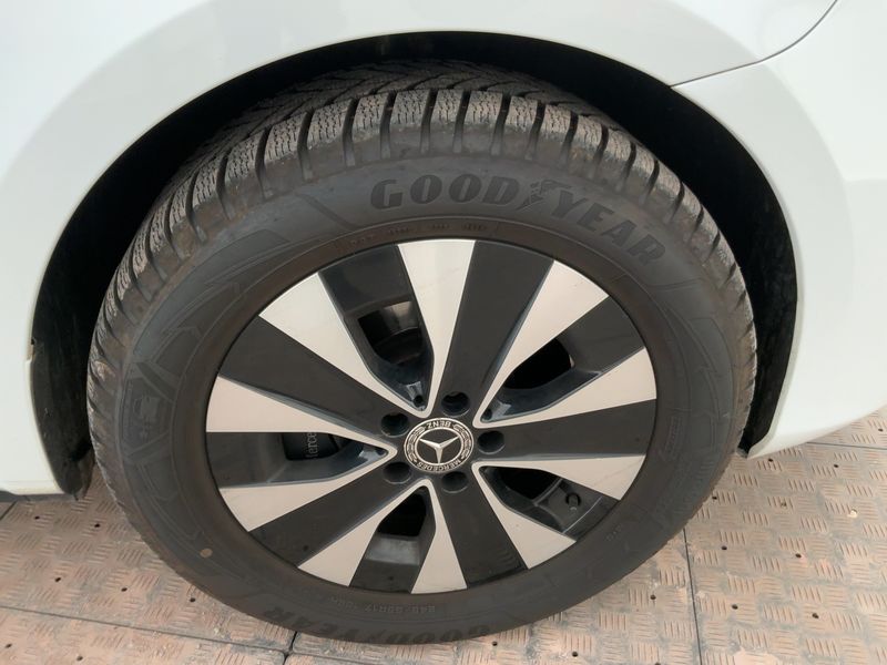 Mercedes-Benz V-Klasse V 300 d EDITION lang 2021 – снимка 11