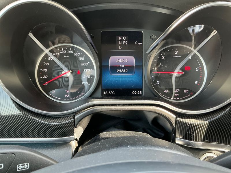 Mercedes-Benz V-Klasse V 300 d EDITION lang 2021 – снимка 18