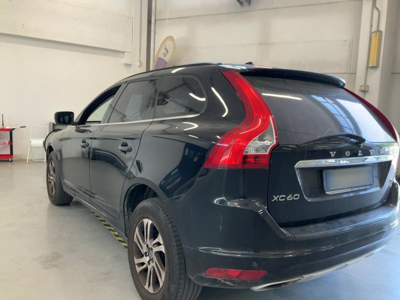 Volvo XC60 2.4 D4 Momentum AWD 2014 – снимка 6