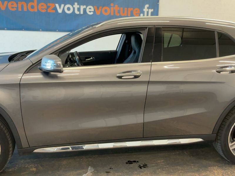 Mercedes-Benz GLA-Klasse GLA 200 Fascination 2019 – снимка 4