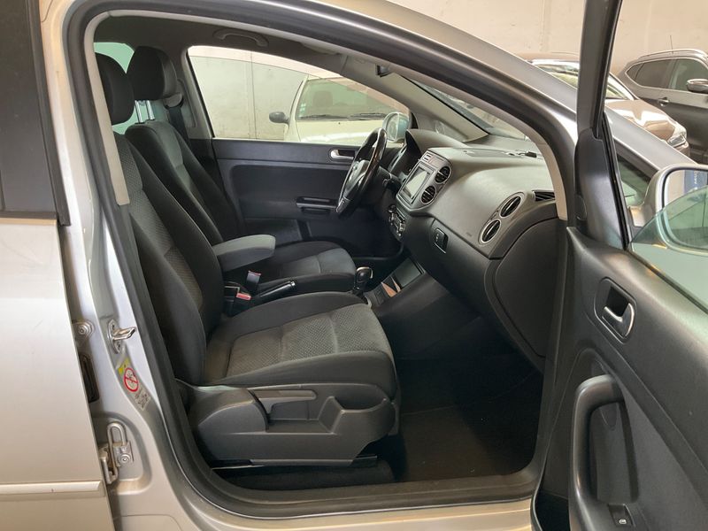 Volkswagen Golf VI Plus 2.0 TDI Comfortline 2009 – снимка 3