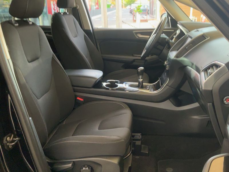 Ford S-Max 1.5 EcoBoost Titanium 2017 – снимка 16