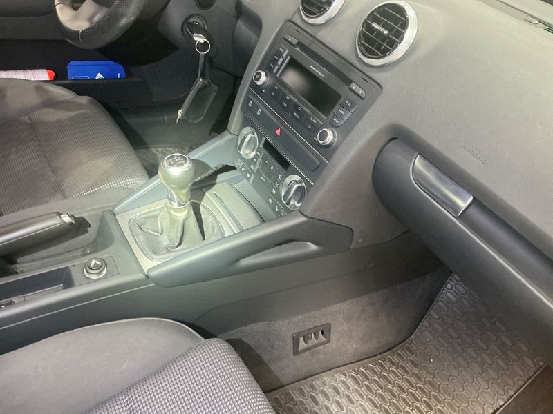Audi A3 Sportback 1.2 TFSI Ambition 2012 – снимка 25