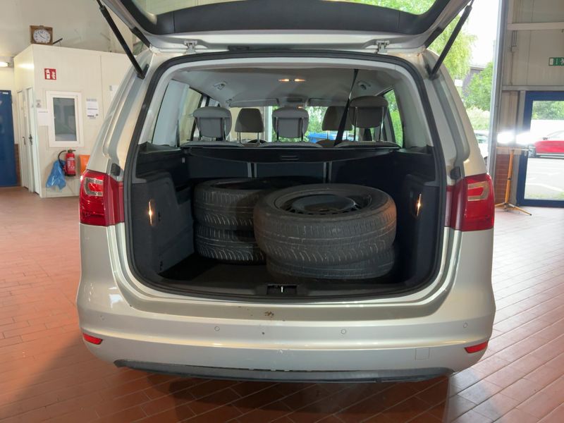 Seat Alhambra 2.0 TDI Reference 2013 – снимка 16