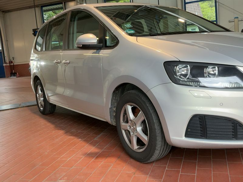 Seat Alhambra 2.0 TDI Reference 2013 – снимка 12