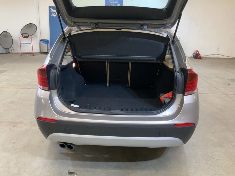 BMW X1 xDrive 25i 2010 – снимка 15