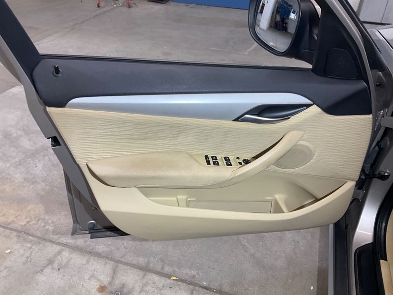 BMW X1 xDrive 25i 2010 – снимка 36