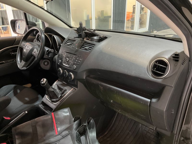 Mazda 5 2.0 Center-Line 2011 – снимка 39