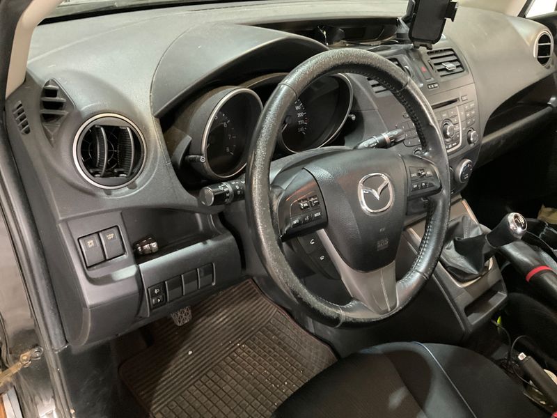 Mazda 5 2.0 Center-Line 2011 – снимка 36