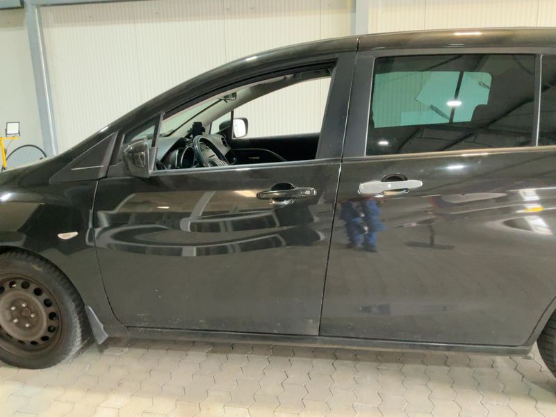 Mazda 5 2.0 Center-Line 2011 – снимка 4