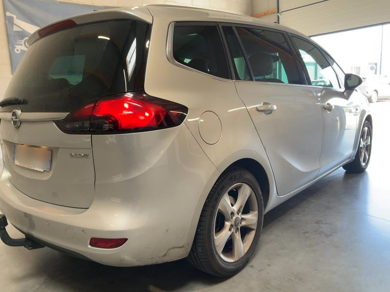 Opel Zafira Tourer 1.6 CDTI DPF Cosmo 2016 – снимка 8