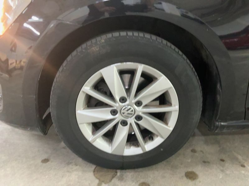 Volkswagen Golf VII 1.6 TDI Edition BlueMotion Tech 2013 – снимка 17