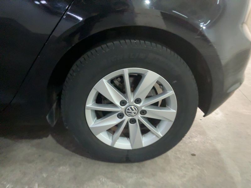 Volkswagen Golf VII 1.6 TDI Edition BlueMotion Tech 2013 – снимка 18