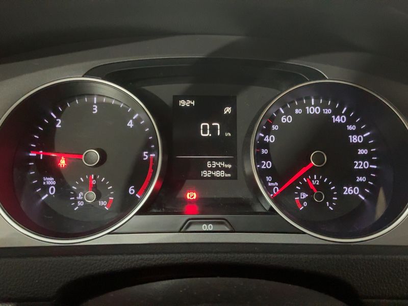 Volkswagen Golf VII 1.6 TDI Edition BlueMotion Tech 2013 – снимка 13
